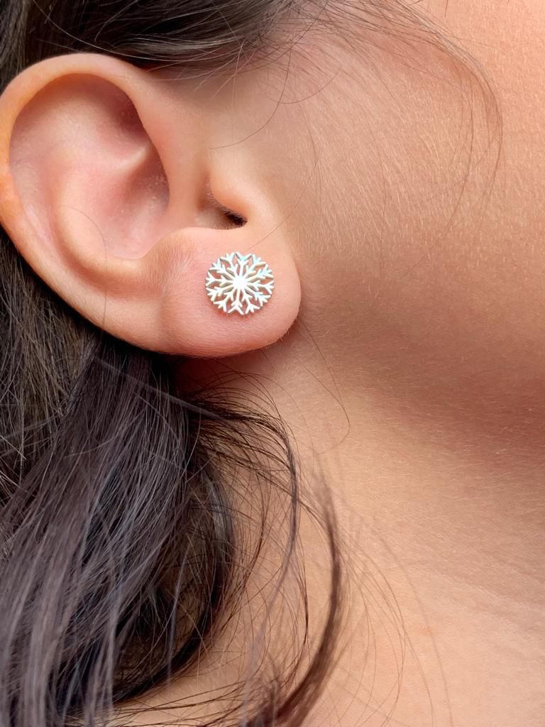 Σκουλαρίκια σε σχήμα νιφάδα