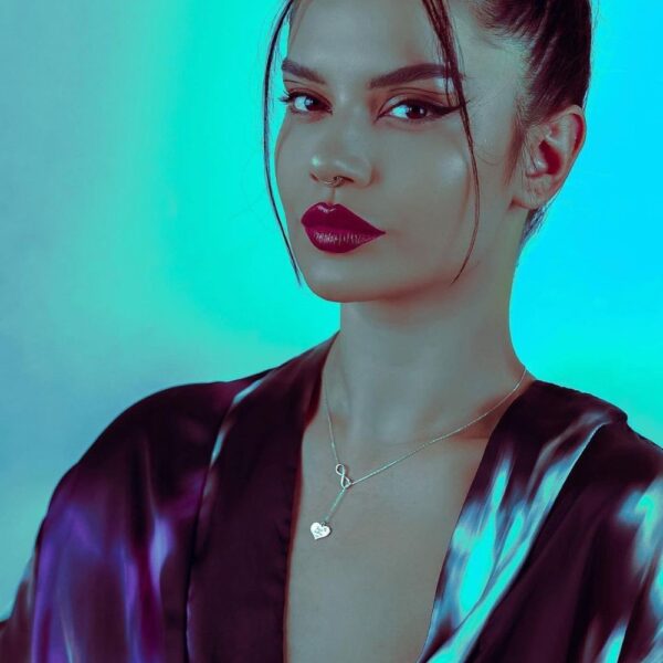 Κολιέ keep looking up leador.gr